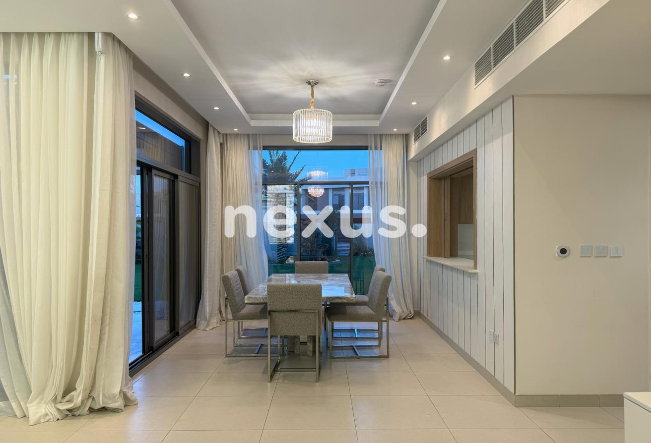 Upgraded | Corner |Furnished | Smart Home | Vacant photo 7