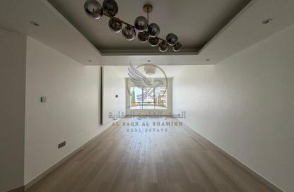 Apartment - 2 - 2 for rent in Al Khan Corniche - Al Khan - Sharjah
