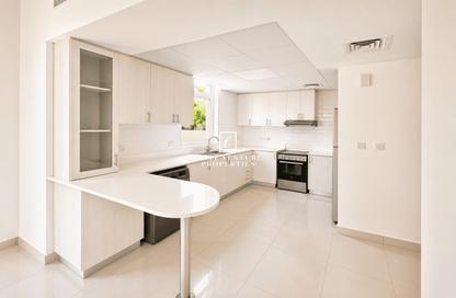 Apartment - 1 - 2 for rent in Easton Court - Motor City - Dubai