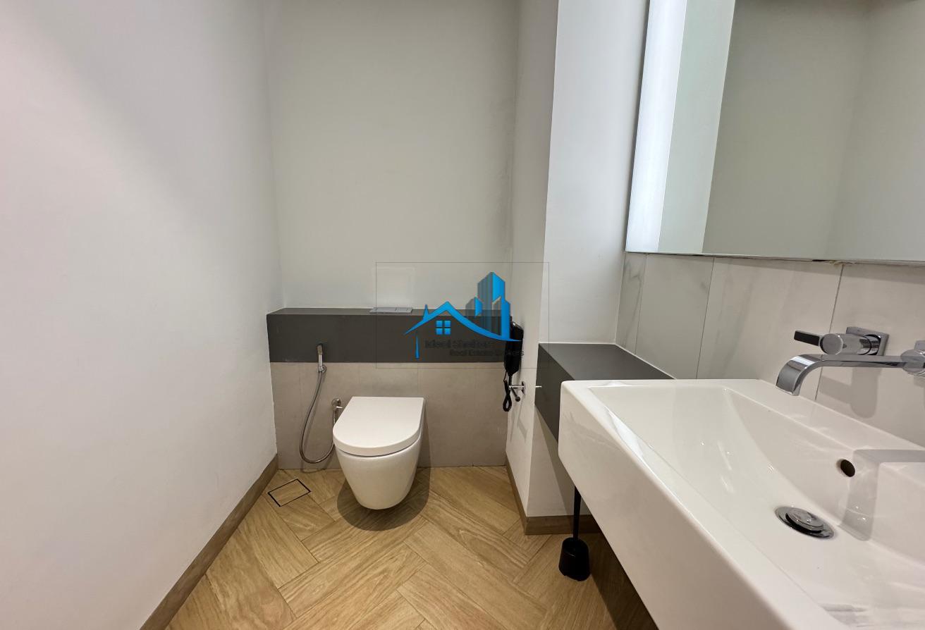 2 BR DEWA Included | 1267 sqft | Water View photo 9