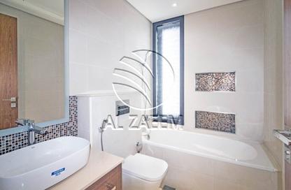 Villa - 4 - 6 for rent in West Yas - Yas Island - Abu Dhabi