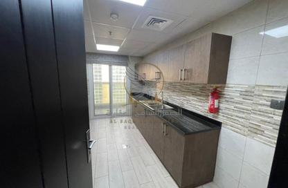 Apartment - 3 - 3 for rent in Al Majaz 2 - Al Majaz - Sharjah Apartment - 3 - 3 for rent in Al Majaz 2 - Al Majaz - Sharjah