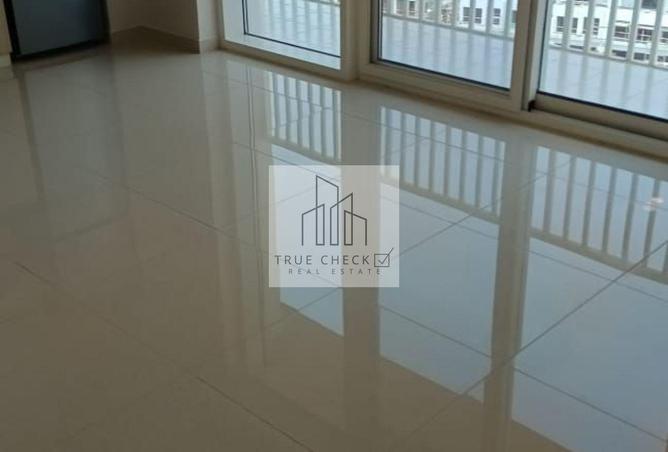 98254195 - Property Image 2
