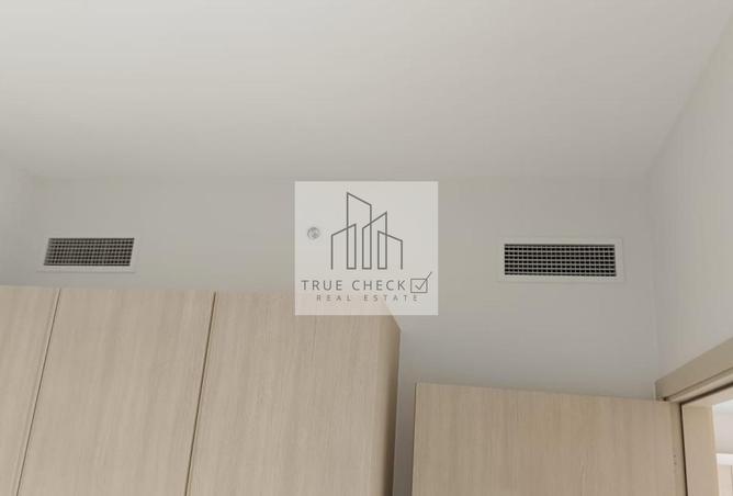 98254195 - Property Image 3