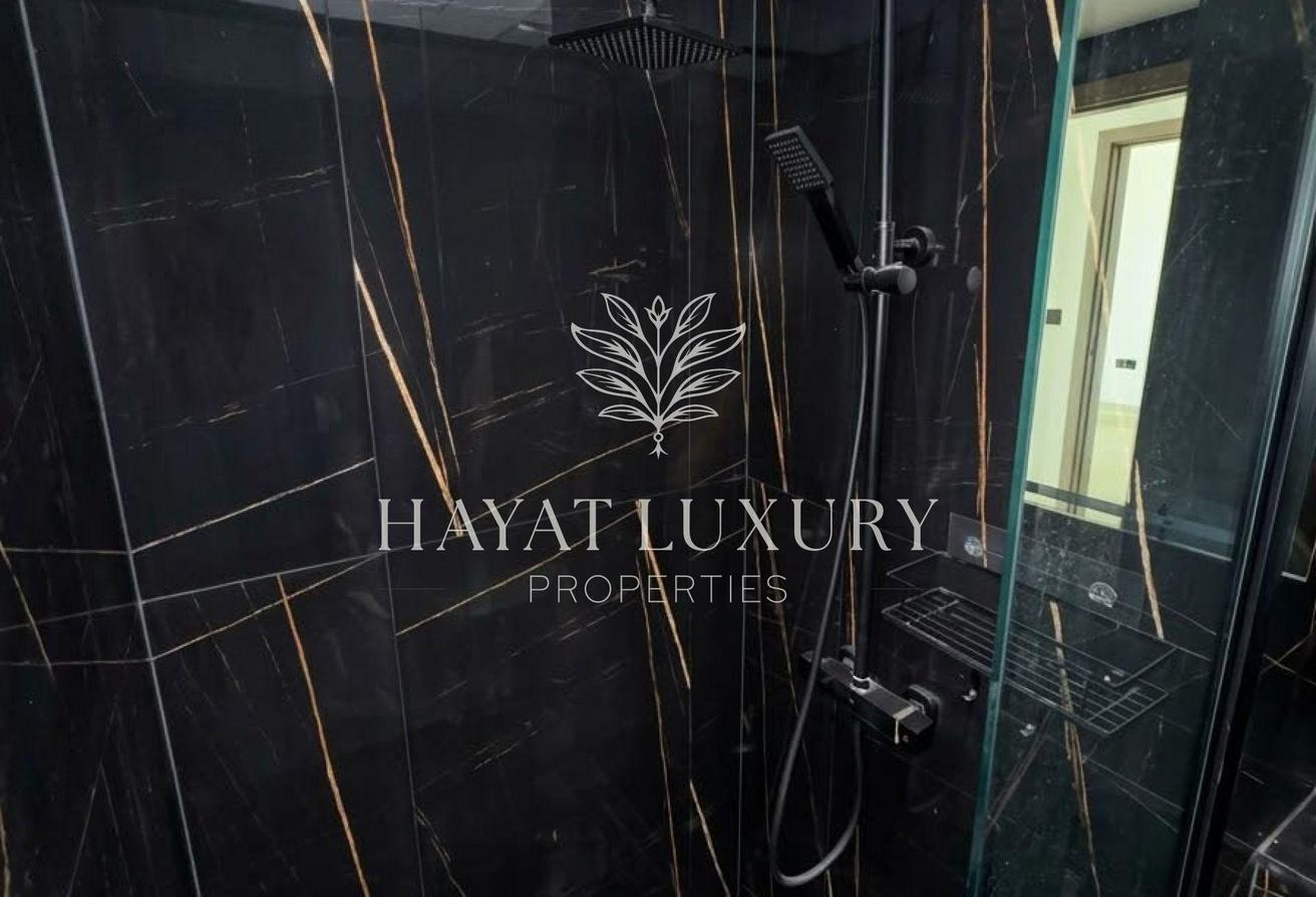 Unfurnished 1BR I High Floor I Pool View photo 13