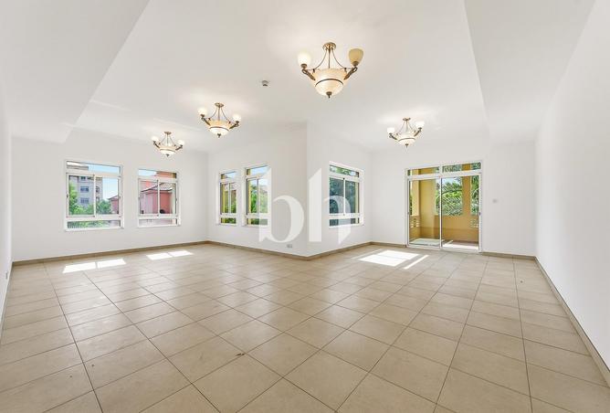 54405248 - Property Main Image