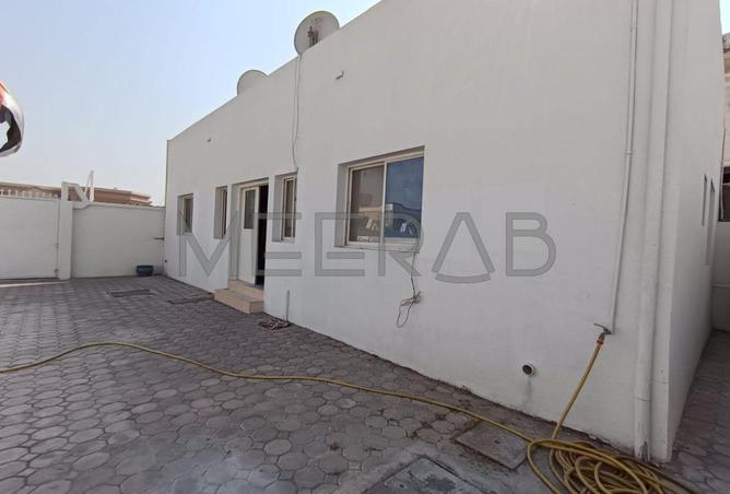 136553996 - Property Image 2