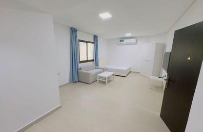Apartment - Studio - 1 Bathroom for rent in Muroor Area - Abu Dhabi
