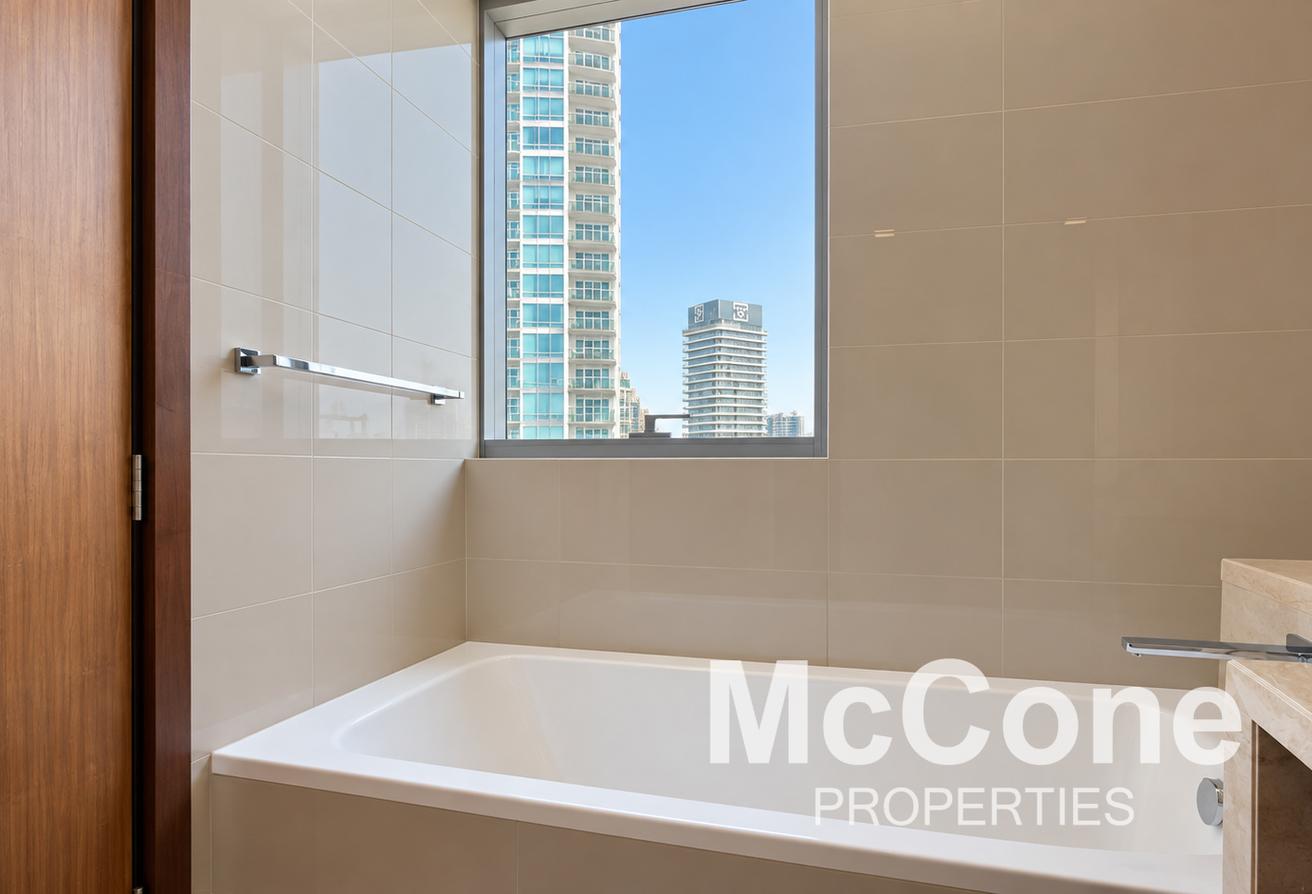 Spacious | Burj and Fountain Views | High Floor photo 18