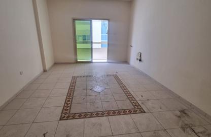 Apartment - 2 Bedrooms - 2 Bathrooms for rent in Qasimia 13 building - Al Nad - Al Qasimia - Sharjah