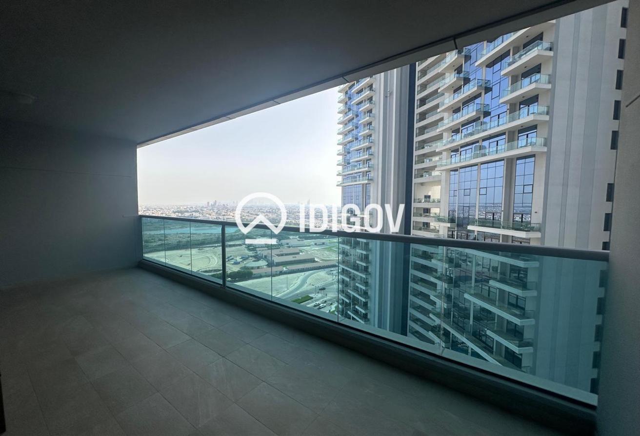 Vacant | Mid Floor | Furnished | With Balcony photo 2