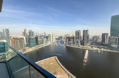 Apartment - 1 Bedroom - 2 Bathrooms for rent in Peninsula Three - Peninsula - Business Bay - Dubai