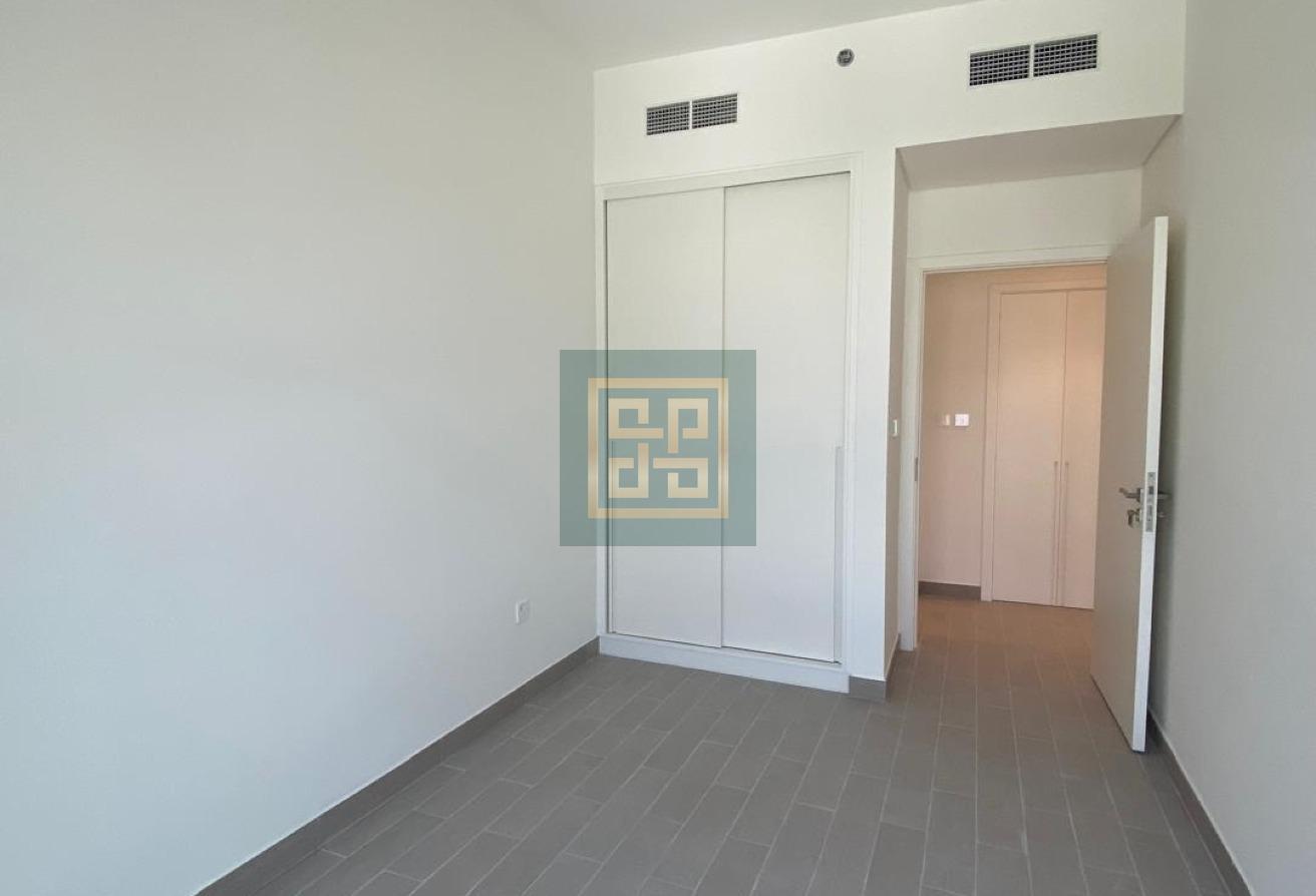 Well Maintained | Vacant | Convertible unit photo 4