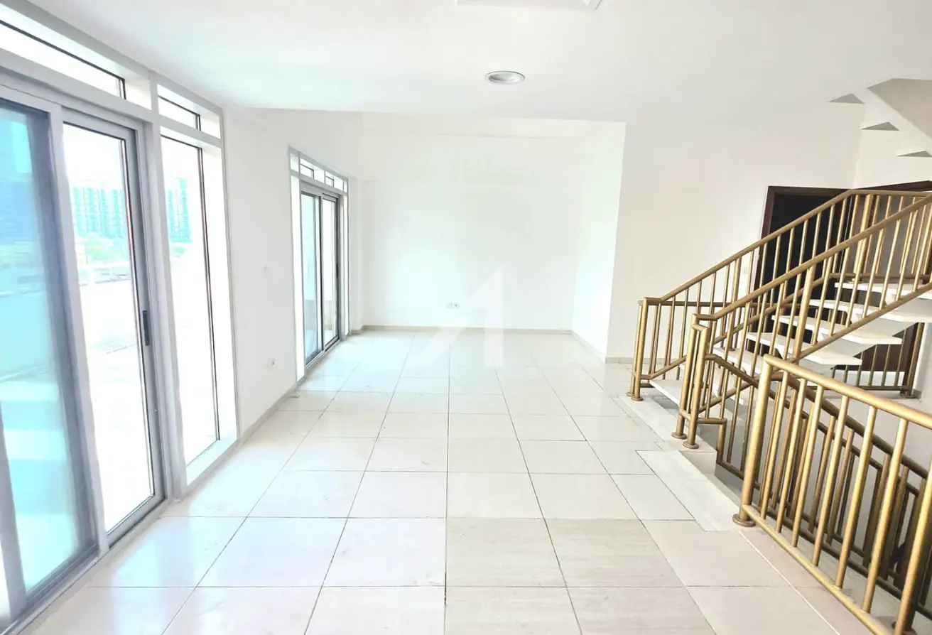 156925228 - Property Main Image