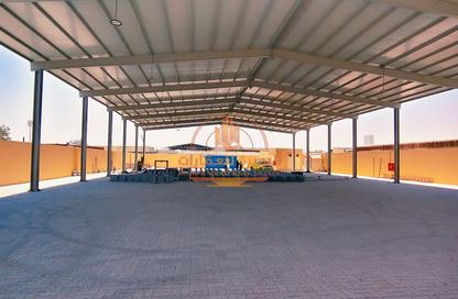 Factory - Studio - 1 Bathroom for rent in Al Sajaa S - Al Sajaa - Sharjah