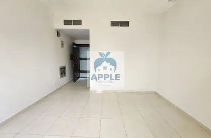 Apartment - Studio - 1 Bathroom for rent in Muwailih Building - Muwaileh - Sharjah