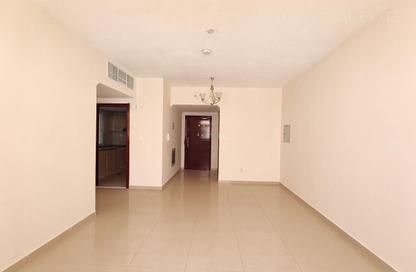 Apartment - 1 Bedroom - 2 Bathrooms for rent in Muwaileh 3 Building - Muwaileh - Sharjah