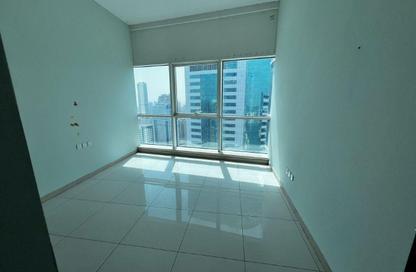 Apartment - 3 Bedrooms - 4 Bathrooms for rent in Al Khan Corniche - Al Khan - Sharjah