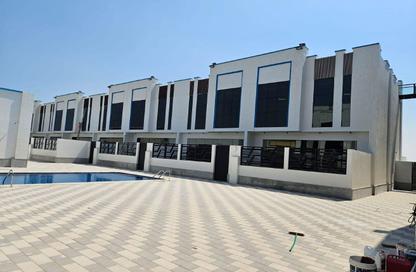 Apartment - 2 Bedrooms - 2 Bathrooms for rent in Al Jazirah Al Hamra - Al Hamra Village - Ras Al Khaimah