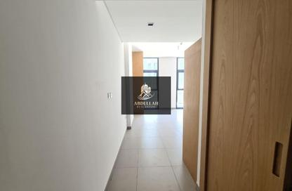 Apartment - Studio - 1 Bathroom for rent in Al Mamsha - Muwaileh - Sharjah