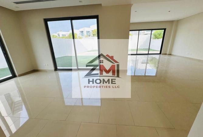 72733639 - Property Image 3