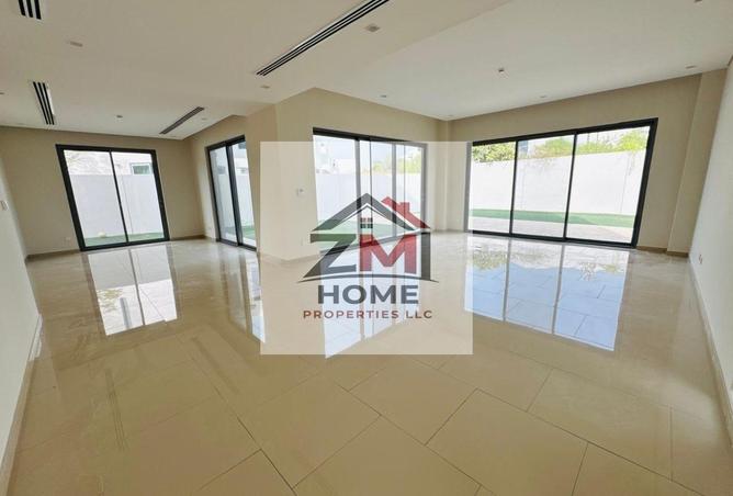 72733639 - Property Image 2