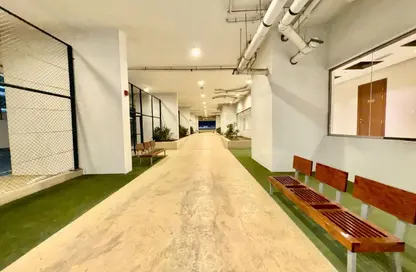 شقة - غرفة نوم - 2 حمامات للايجار في حديقة الوليد 1 - حديقة الوليد - الجداف - دبي