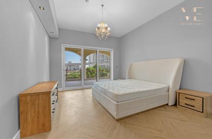 Apartment - 2 Bedrooms - 3 Bathrooms for sale in Marina Residences 3 - Marina Residences - Palm Jumeirah - Dubai