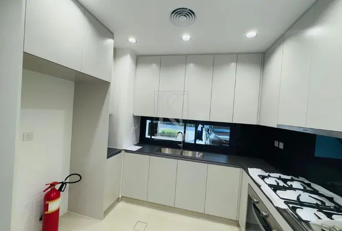 165572097 - Property Image 2