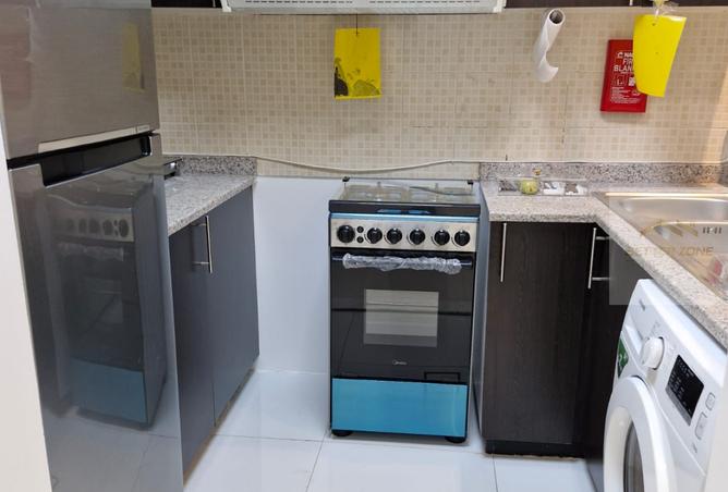 94031375 - Property Image 3