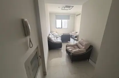 Apartment - 1 Bedroom - 1 Bathroom for rent in AlFalah - Muwaileh Commercial - Sharjah