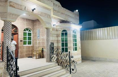 Villa - 4 - 4 for rent in Al Mamourah - Ras Al Khaimah Villa - 4 - 4 for rent in Al Mamourah - Ras Al Khaimah