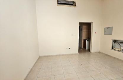 Apartment - Studio - 1 for rent in Fire Station Road - Muwaileh - Sharjah