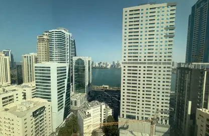 شقة - غرفة نوم - 2 حمامات للايجار في برج المجاز - المجاز - الشارقة