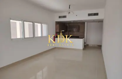 Apartment - Studio - 1 Bathroom for rent in UniEstate Prime Tower - District 10 - Jumeirah Village Circle - Dubai