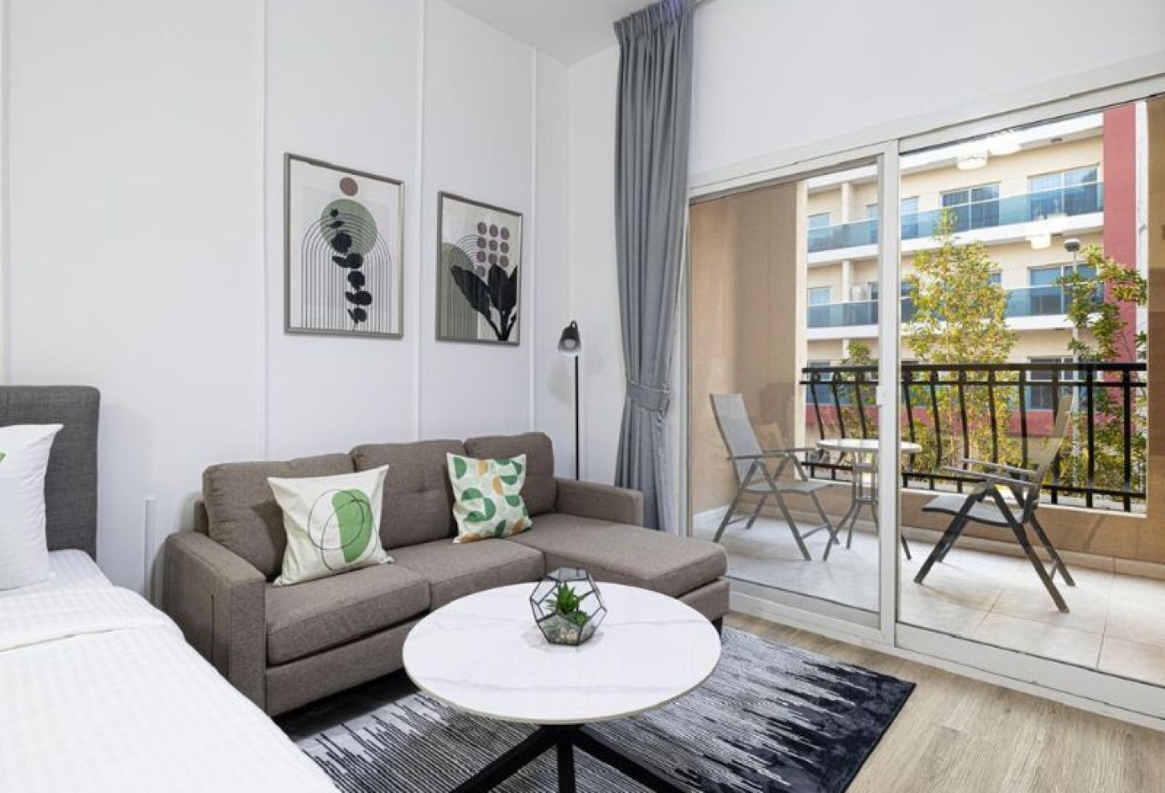 Spacious Studio| Diamond Views| JVC