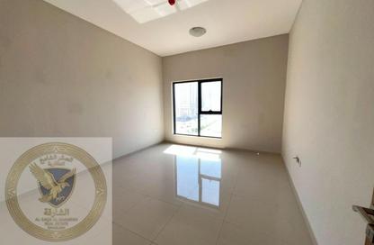 Apartment - 2 Bedrooms - 2 Bathrooms for rent in SRS Tower - Al Rashidiya 1 - Al Rashidiya - Ajman
