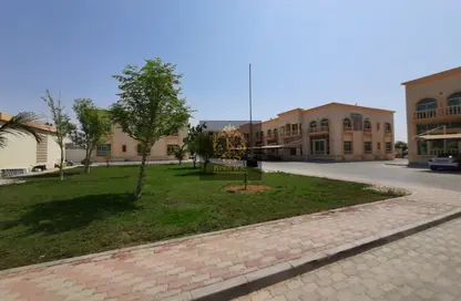 فيلا - 3 غرف نوم - 4 حمامات للايجار في مدينة محمد بن زايد - أبوظبي