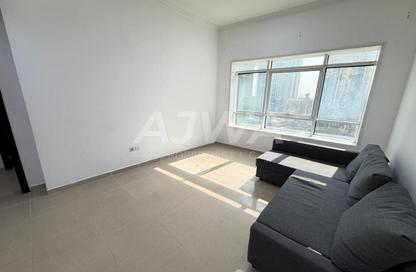 Apartment - 1 - 2 for rent in Lake City Tower - JLT Cluster D - Jumeirah Lake Towers - Dubai