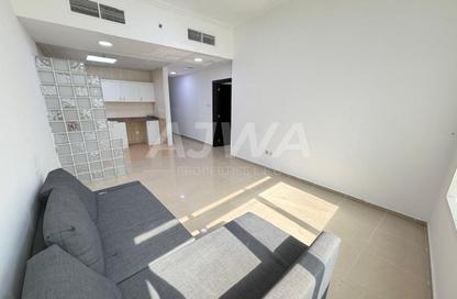 Apartment - 1 - 2 for rent in Lake City Tower - JLT Cluster D - Jumeirah Lake Towers - Dubai