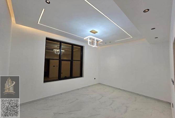 56163852 - Property Image 3