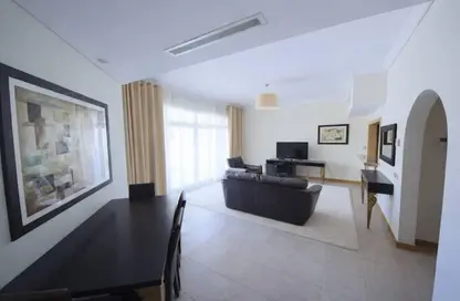 Apartment - 2 Bedrooms - 3 Bathrooms for sale in Al Haseer - Shoreline Apartments - Palm Jumeirah - Dubai