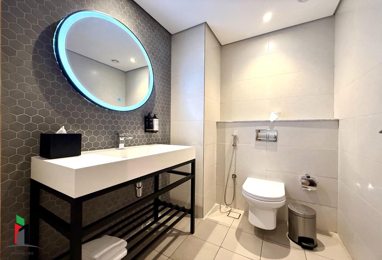 Luxurious l Stunning View l High floor l Vacant photo 11