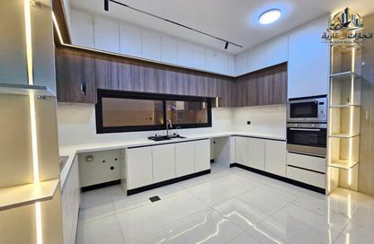 Villa - 5 Bedrooms - 7 Bathrooms for sale in Al Helio 1 - Al Helio - Ajman Villa - 5 Bedrooms - 7 Bathrooms for sale in Al Helio 1 - Al Helio - Ajman
