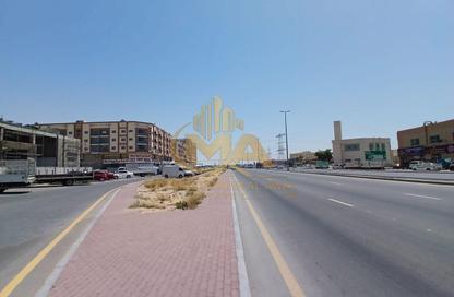 Shop - Studio - 6 Bathrooms for rent in Al Mowaihat 3 - Al Mowaihat - Ajman