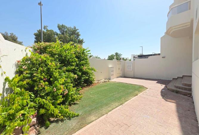98246387 - Property Main Image