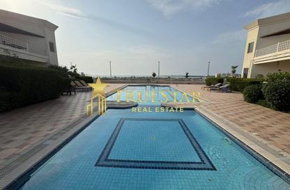 Villa - 4 Bedrooms - 5 Bathrooms for rent in Jumeirah 1 Villas - Jumeirah 1 - Jumeirah - Dubai