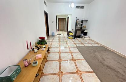 Apartment - 1 Bedroom - 2 Bathrooms for rent in Al Kazim 3 Building - Hor Al Anz East - Hor Al Anz - Deira - Dubai