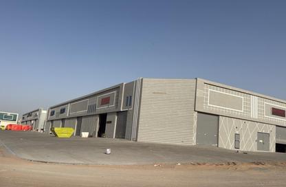 Warehouse - Studio - 2 for rent in Umm Al Thuoob - Umm Al Quwain