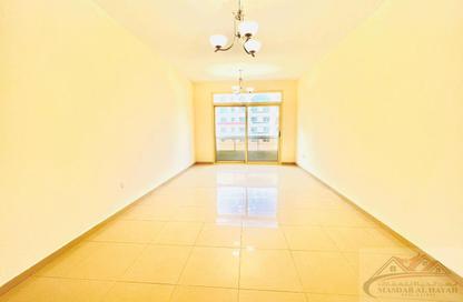 Apartment - 2 Bedrooms - 3 Bathrooms for rent in Muwaileh 29 Building - Muwaileh - Sharjah